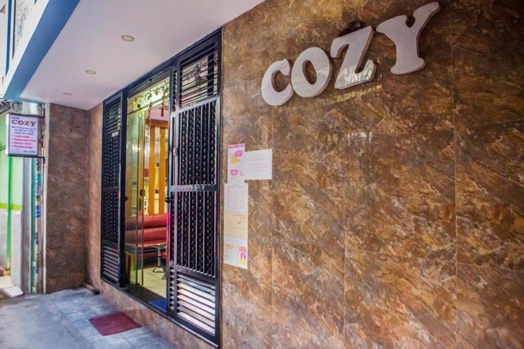 Hotel Cozy Ho-Chi-Minh-Stadt Exterior foto